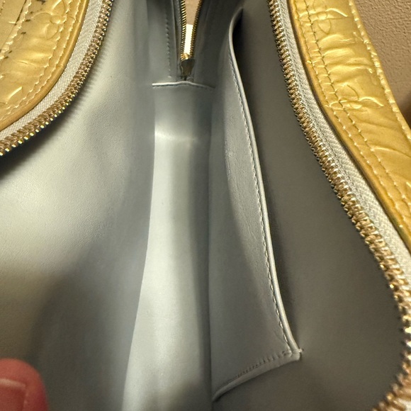 AUTH Louis Vuitton Murray gold Vernis Monogram Backpack - Picture 13 of 16